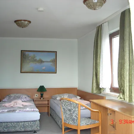 Zum Schwanenteich 3* Хальденслебен