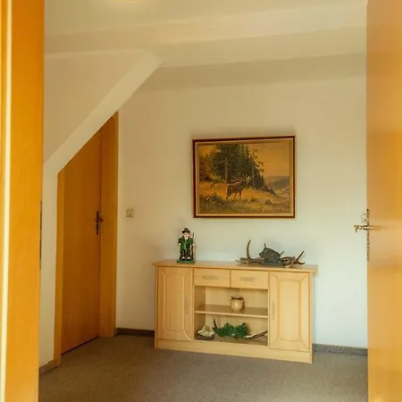 Zum Schwanenteich Maison d'hôtes Haldensleben