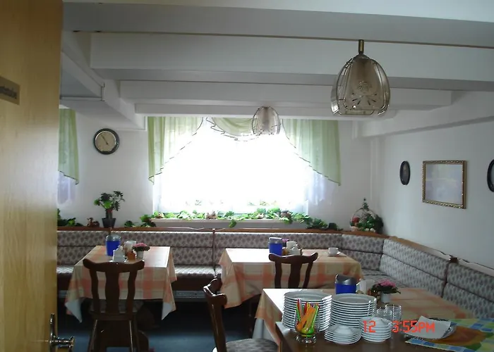 Zum Schwanenteich Gasthof