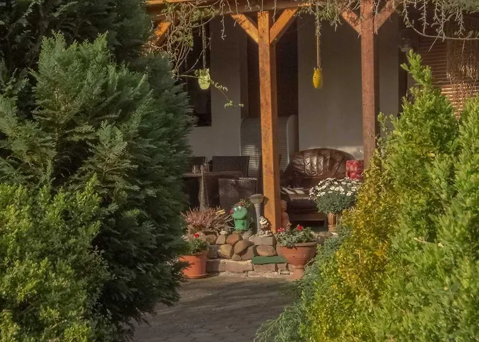 Zum Schwanenteich Gasthof 3*